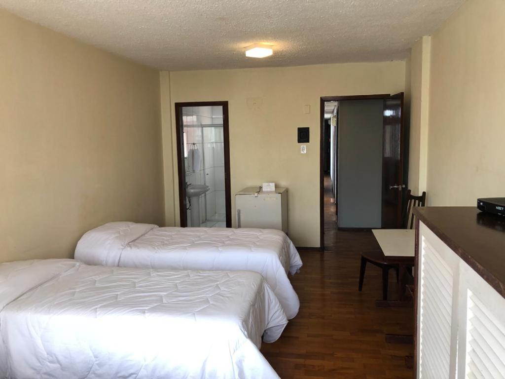 Hotel Estoril Пелотас Екстериор снимка